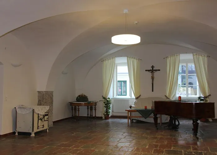Hostel Institut St.Sebastian Salzburg